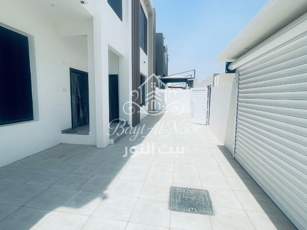 For Sale: Spacious 6-Bedroom Villa Ideal for Families – Al Maabilah 8 | REF HO3014