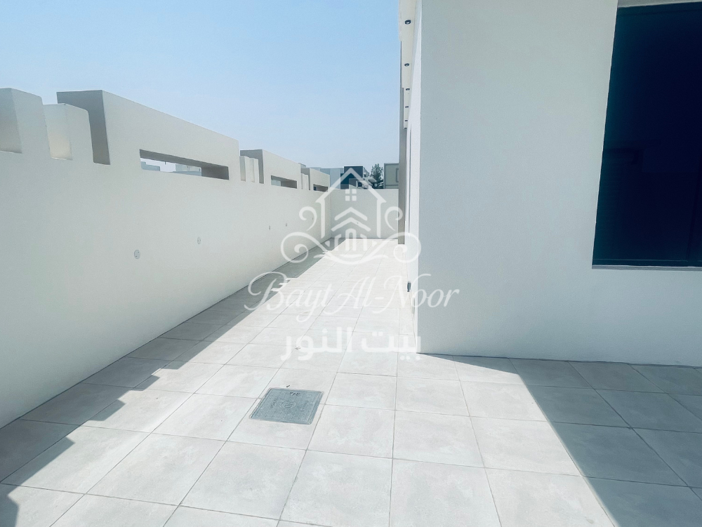 For Sale: Spacious 6-Bedroom Villa Ideal for Families – Al Maabilah 8 | REF HO3014