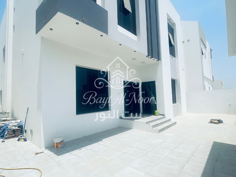 For Sale: Affordable 6-Bedroom Villa with 7 Bathrooms – Al Maabilah 8 | REF HO3015