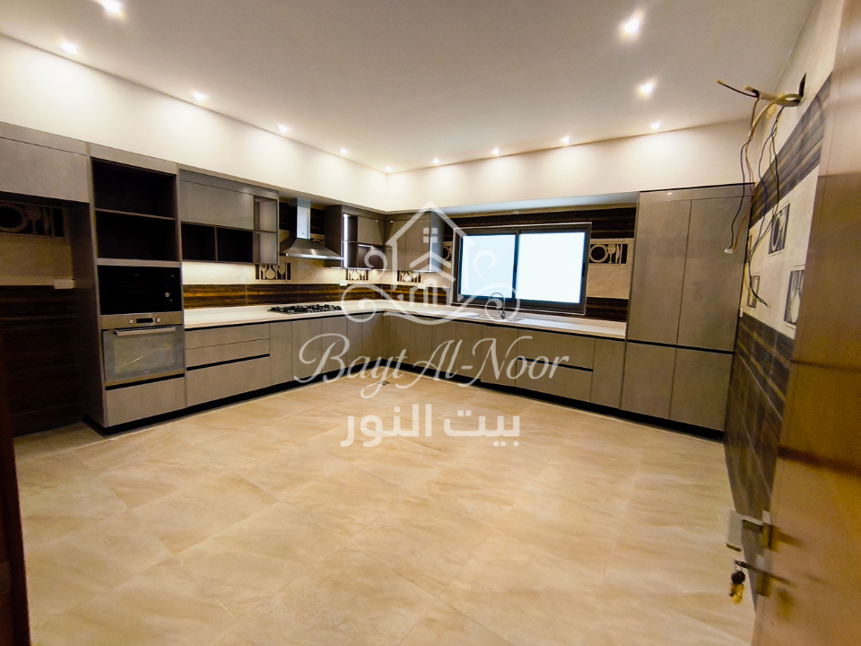 For Sale: Spacious 10-Bedroom Villa with Basement – Al Ansab | REF HO3016