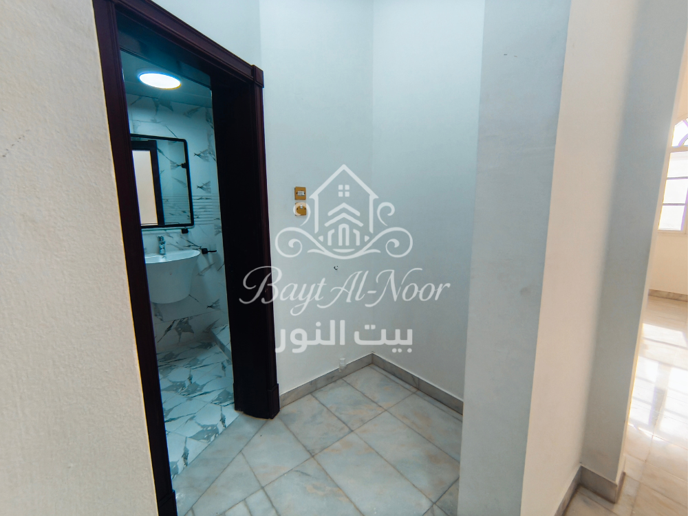 For Rent: Spacious 5-Bedroom Penthouse – Mina Al Fahal | REF WT2121