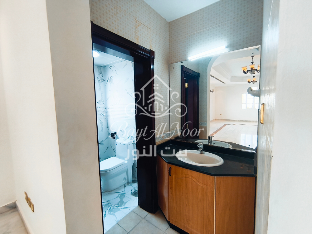 For Rent: Spacious 5-Bedroom Penthouse – Mina Al Fahal | REF WT2121