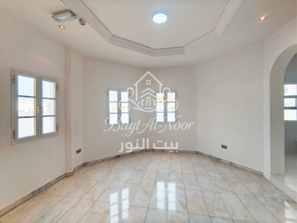 For Rent: Spacious 5-Bedroom Penthouse – Mina Al Fahal | REF WT2121