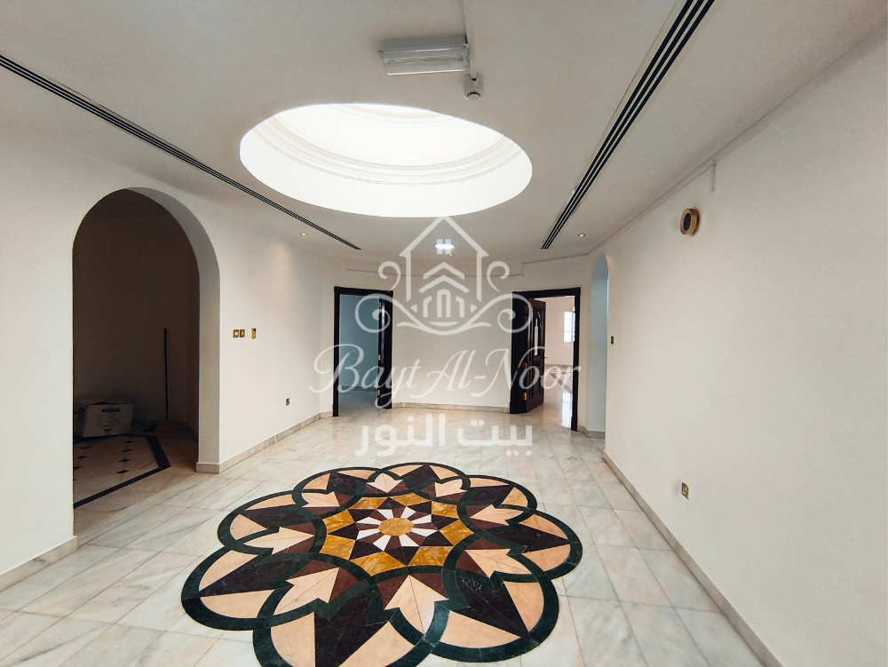 For Rent: Spacious 5-Bedroom Penthouse – Mina Al Fahal | REF WT2121
