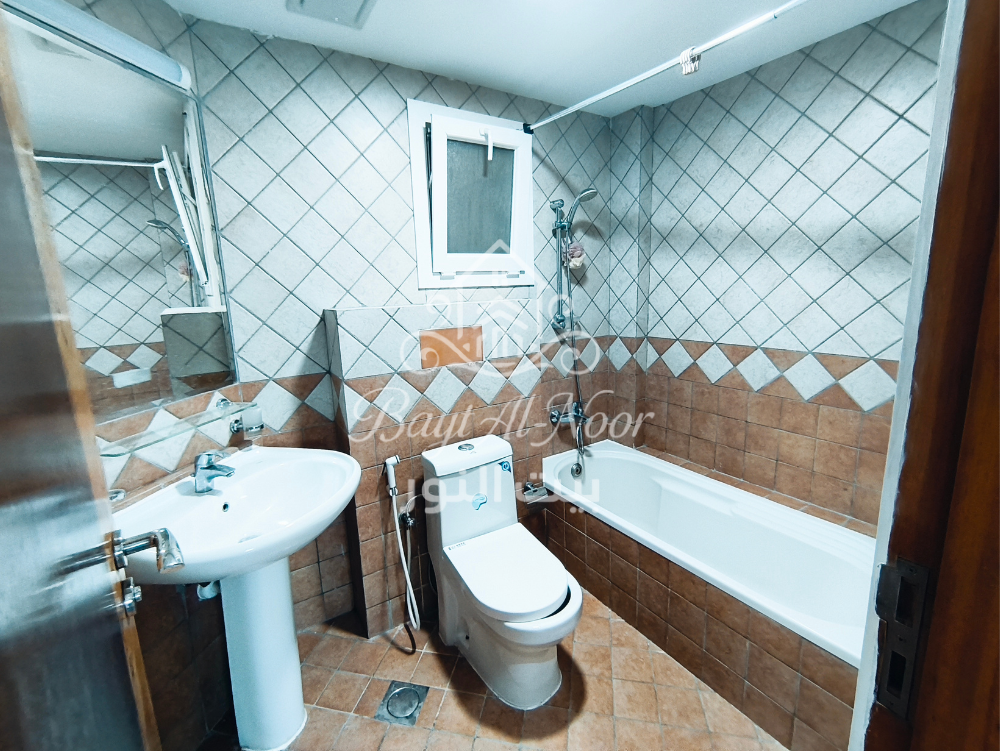 For Rent: Spacious 2-Bedroom Flat in Prime Location – Shati Al Qurum | REF WT2123