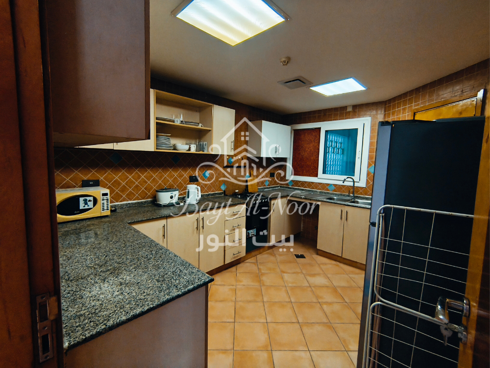 For Rent: Spacious 2-Bedroom Flat in Prime Location – Shati Al Qurum | REF WT2123