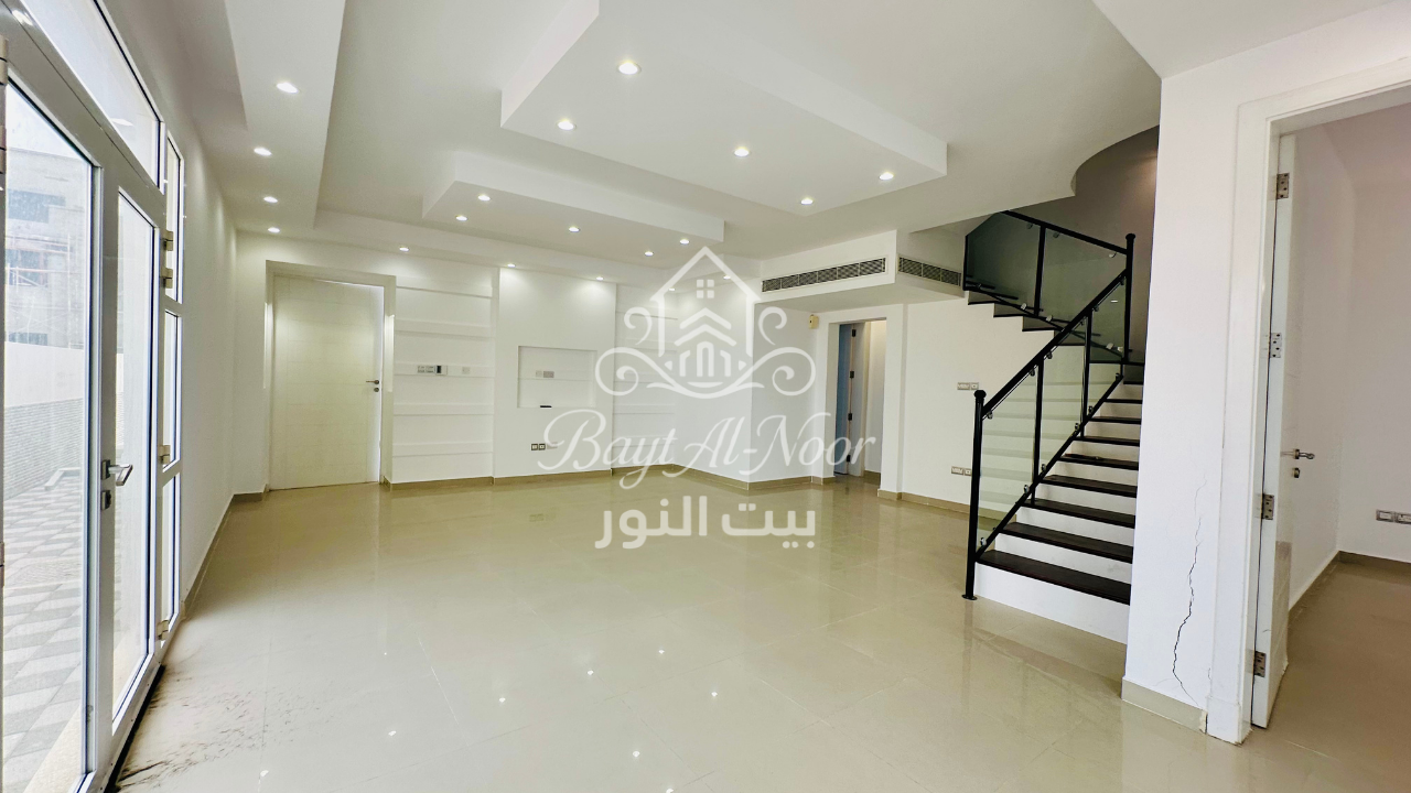 SS3005-5 For Sale: 5+1 Bedroom Twin Villa with Multiple Parking Options | REF SS3005