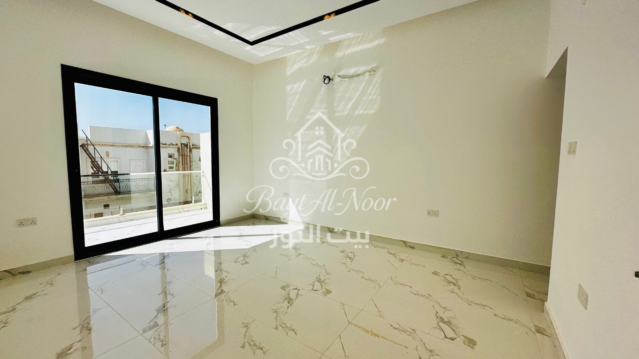 SS3008-6 For Sale: Spacious 5+1 Bedroom Villa with Private & Canopy Parking | REF SS3008