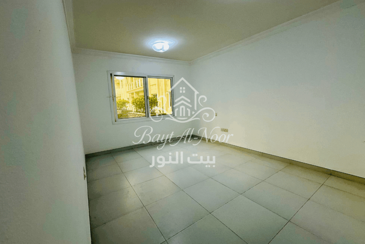 For Sale: Spacious 3-Bedroom Flat with Maid’s Room & Underground Parking in Bosher | REF SS3012