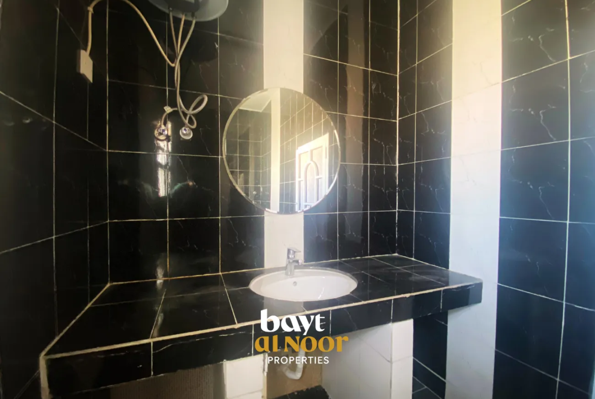 For Sale: 5 BHK Spacious Villa with 3 Residential Flats on Spacious Plot in Al Mawaleh South I REF HO3032