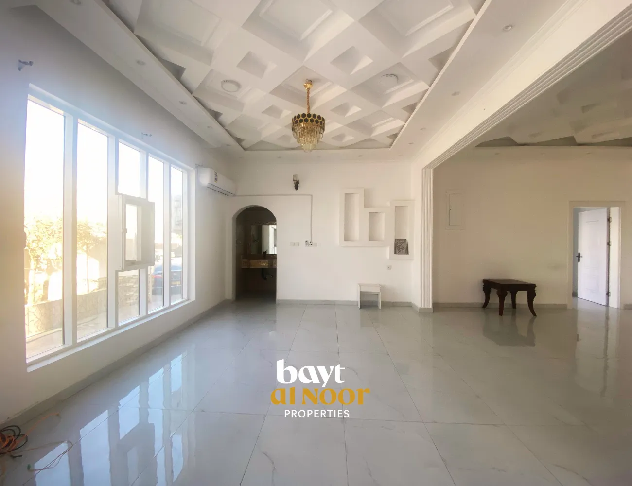 For Sale: 5 BHK Spacious Villa with 3 Residential Flats on Spacious Plot in Al Mawaleh South I REF HO3032