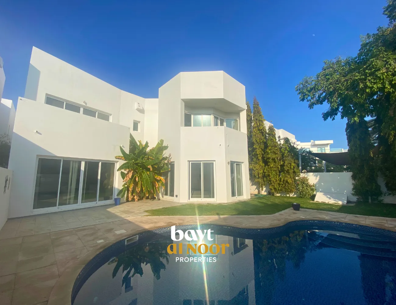 For Rent: Spacious 4+1 Bedroom Standalone Villa with Large Plot in Al Mouj | REF KT5021
