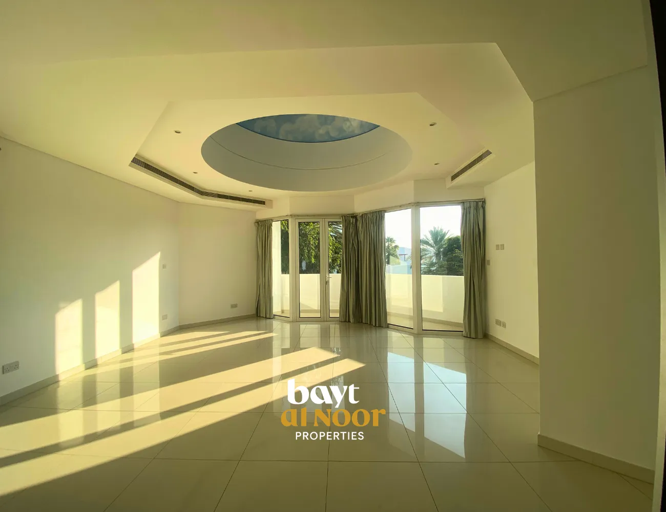 For Rent: Spacious 4+1 Bedroom Standalone Villa with Large Plot in Al Mouj | REF KT5021