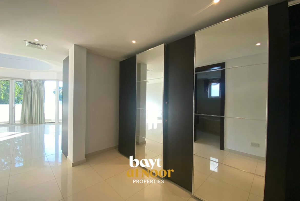 For Rent: Spacious 4+1 Bedroom Standalone Villa with Large Plot in Al Mouj | REF KT5021