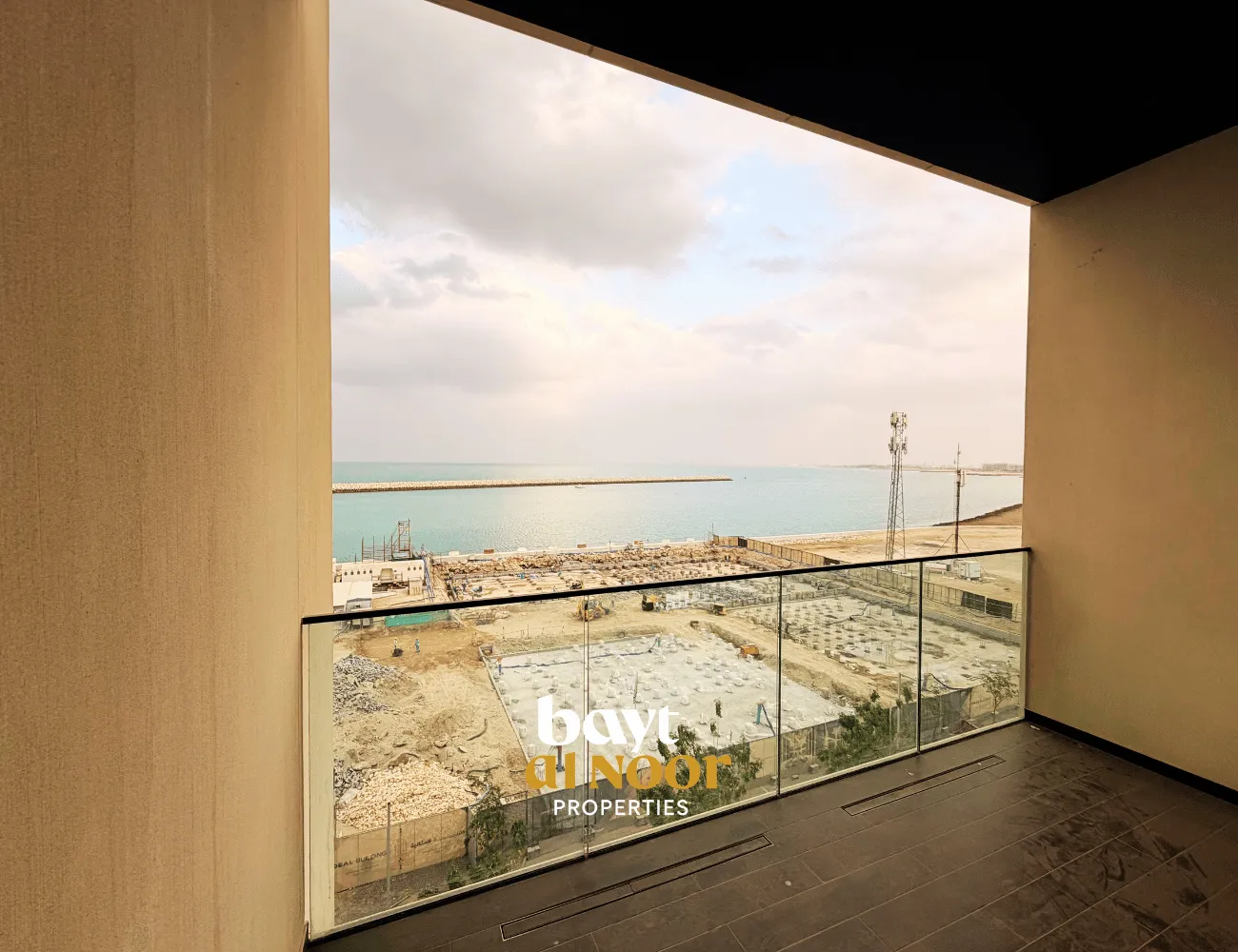 For Sale: Furnished 1-Bedroom Residential Flat with View in Al Mouj (Juman One) | REF KT5026