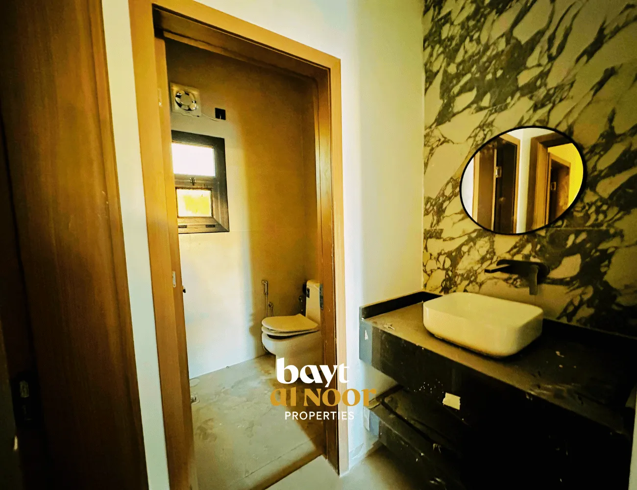 SS3021 -3 For Sale: Spacious 6-Bedroom Villa with Ample Parking in Al Seeb – Sur Al Hadid | REF SS3021