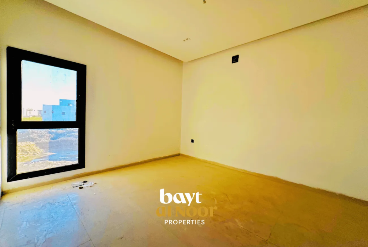 For Sale: Spacious 6-Bedroom Villa with Ample Parking in Al Seeb – Sur Al Hadid | REF SS3021