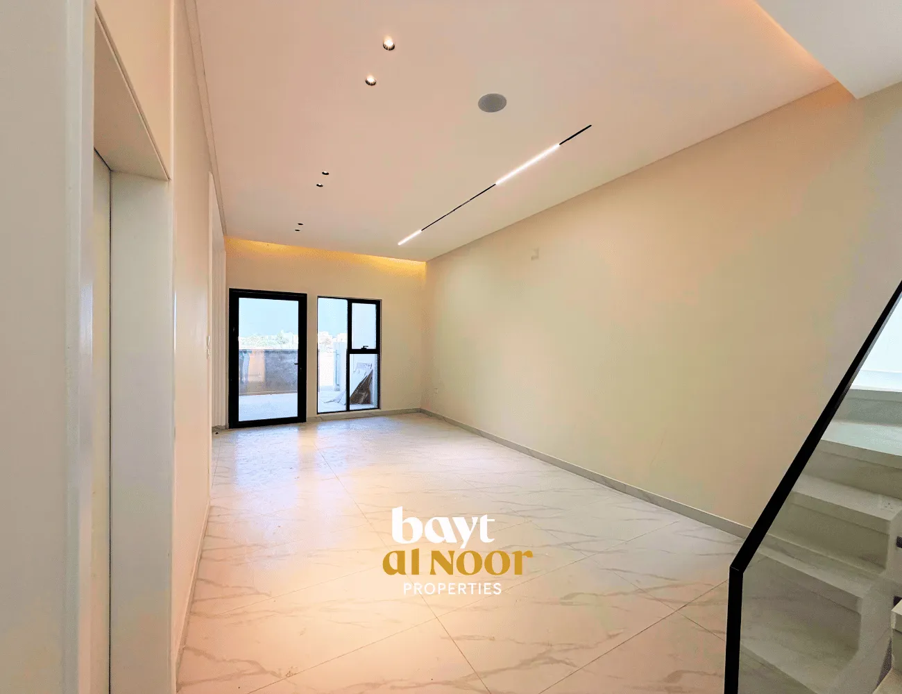 For Sale: 5-Bedroom Villa with Excellent Space in Al Seeb – Sur Al Hadid | REF SS3022