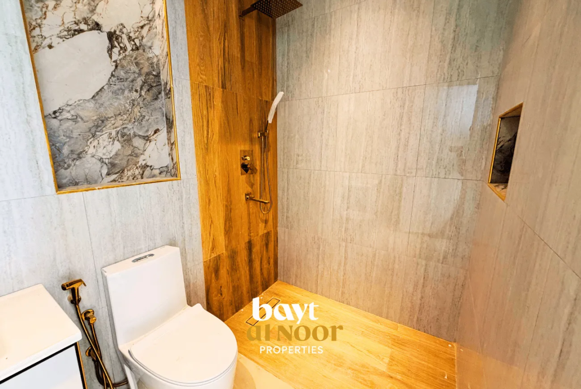 For Sale: 5-Bedroom Villa with Excellent Space in Al Seeb – Sur Al Hadid | REF SS3022