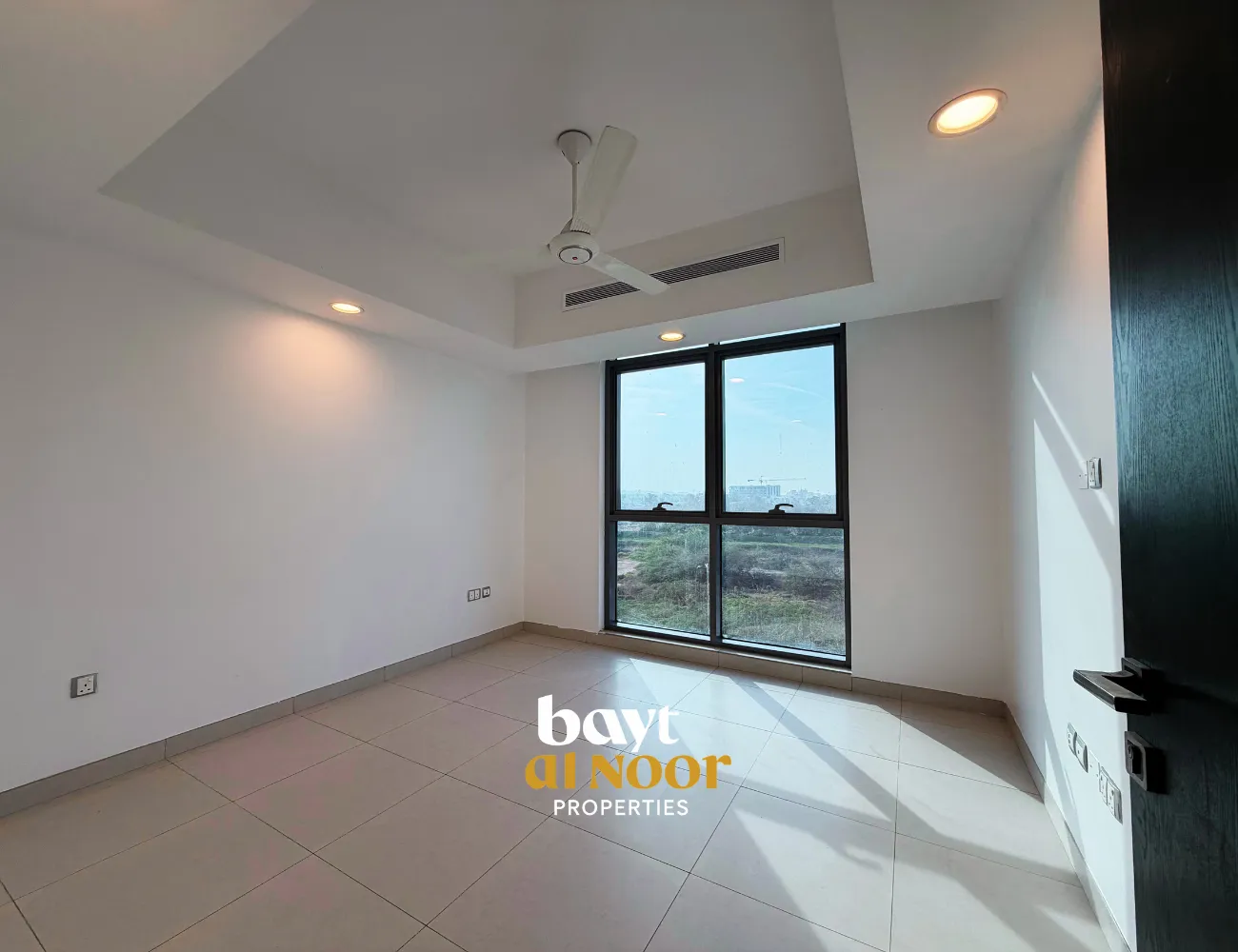 For Rent: Spacious 3-Bedroom Flat Near the Beach in Al Ghubrah North | REF HO3042