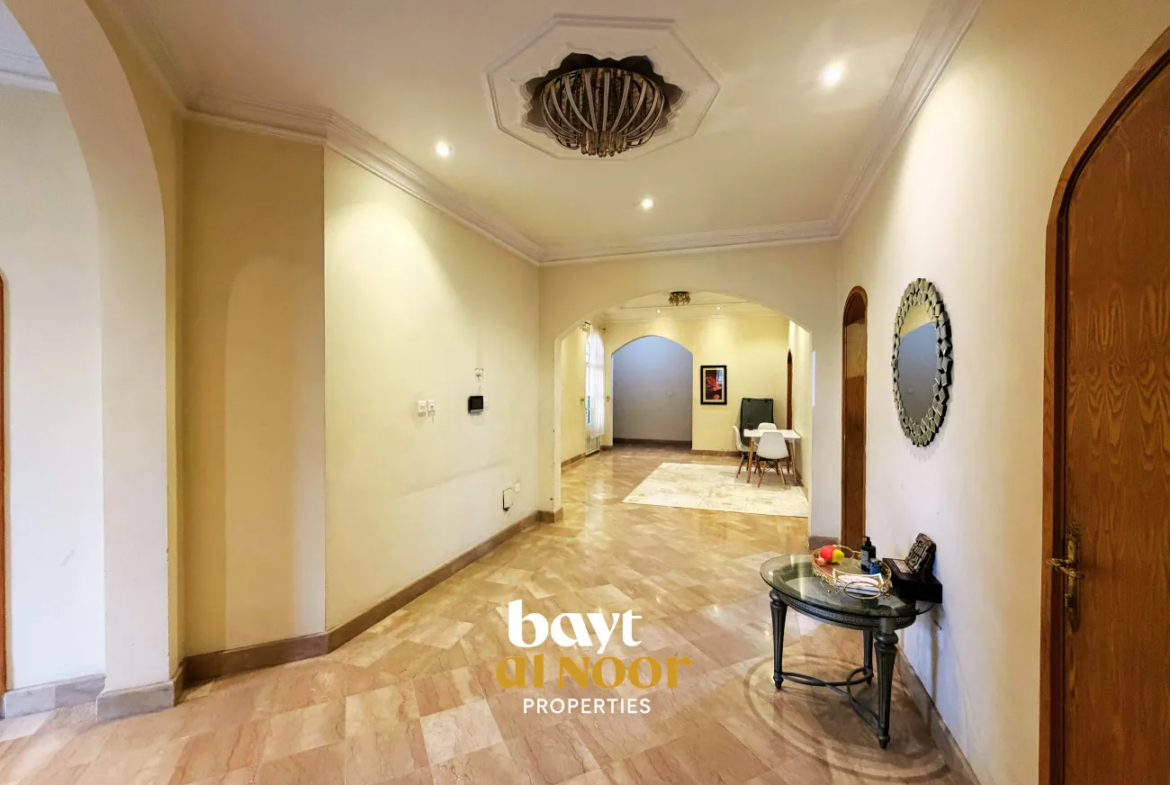 For Sale: Great Investment – 4+1 Bedroom Villa with 1st Floor Commercial Use (Beauty Salon) in Al Ghubrah South | REF HO3043