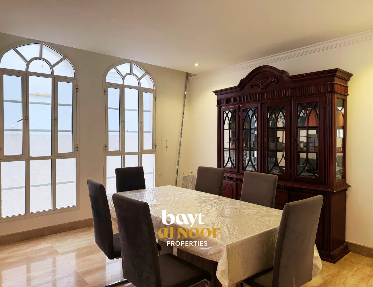 For Sale: Great Investment – 4+1 Bedroom Villa with 1st Floor Commercial Use (Beauty Salon) in Al Ghubrah South | REF HO3043