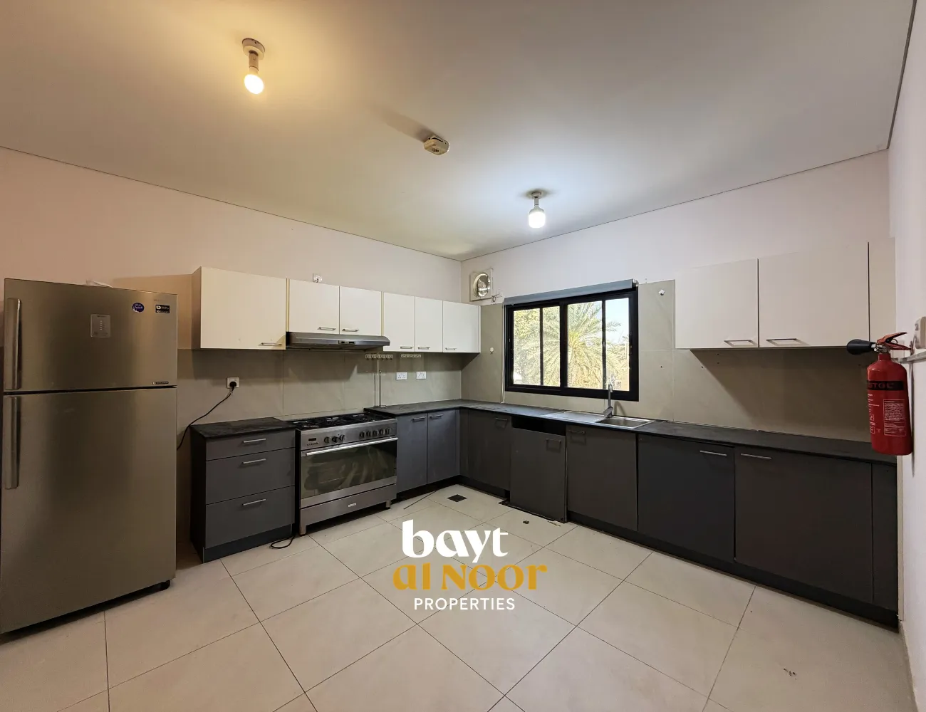 For Rent: Spacious 3-Bedroom Townhouse in Compound | Al Hail North | REF HO3044