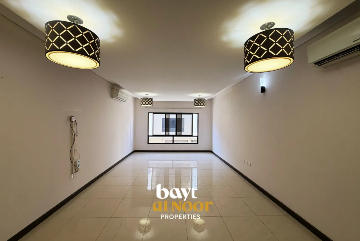 For Rent: Spacious 3-Bedroom Townhouse in Compound | Al Hail North | REF HO3044