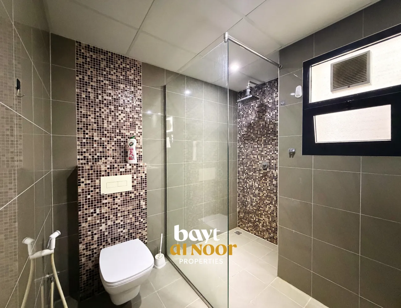 For Rent: Spacious 3-Bedroom Townhouse in Compound | Al Hail North | REF HO3044