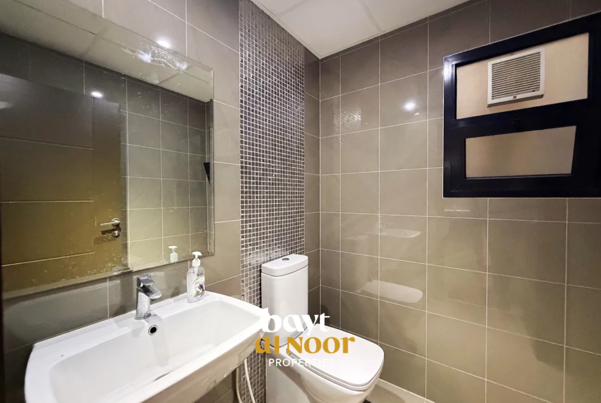For Rent: Spacious 3-Bedroom Townhouse in Compound | Al Hail North | REF HO3044