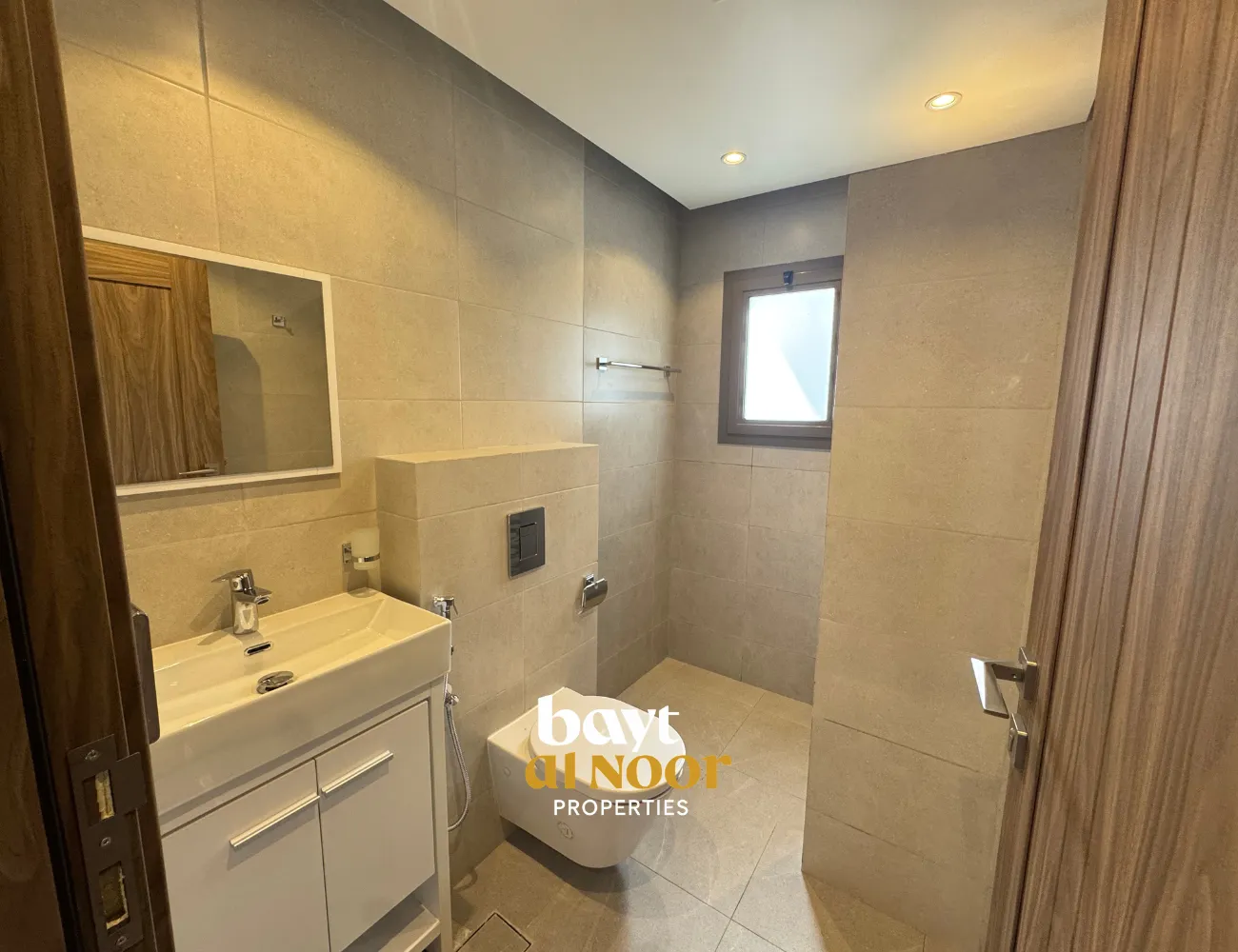 For Rent: 3+1 Bedroom Villa in Prime Location MQ (Qurum 18) | REF SS3026