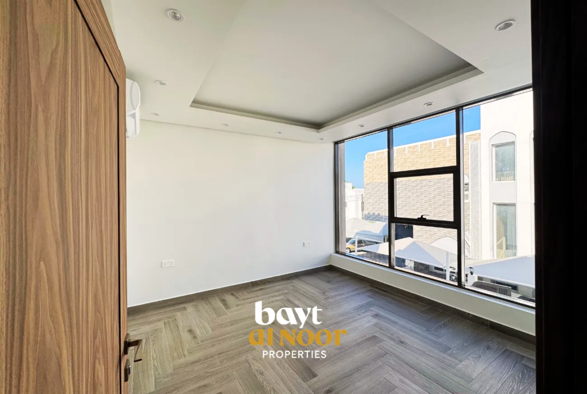For Rent: 3+1 Bedroom Villa in Prime Location MQ (Qurum 18) | REF SS3026