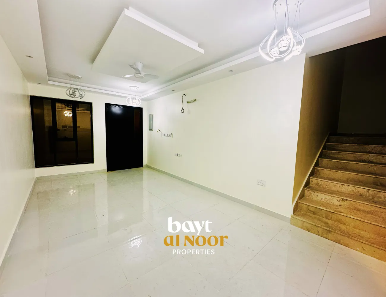 For Sale: Spacious 6-Bedroom Villa with Generous Layout in Maabilah 8 | REF SS3031