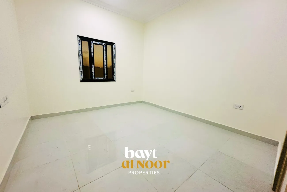 For Sale: Spacious 6-Bedroom Villa with Generous Layout in Maabilah 8 | REF SS3031