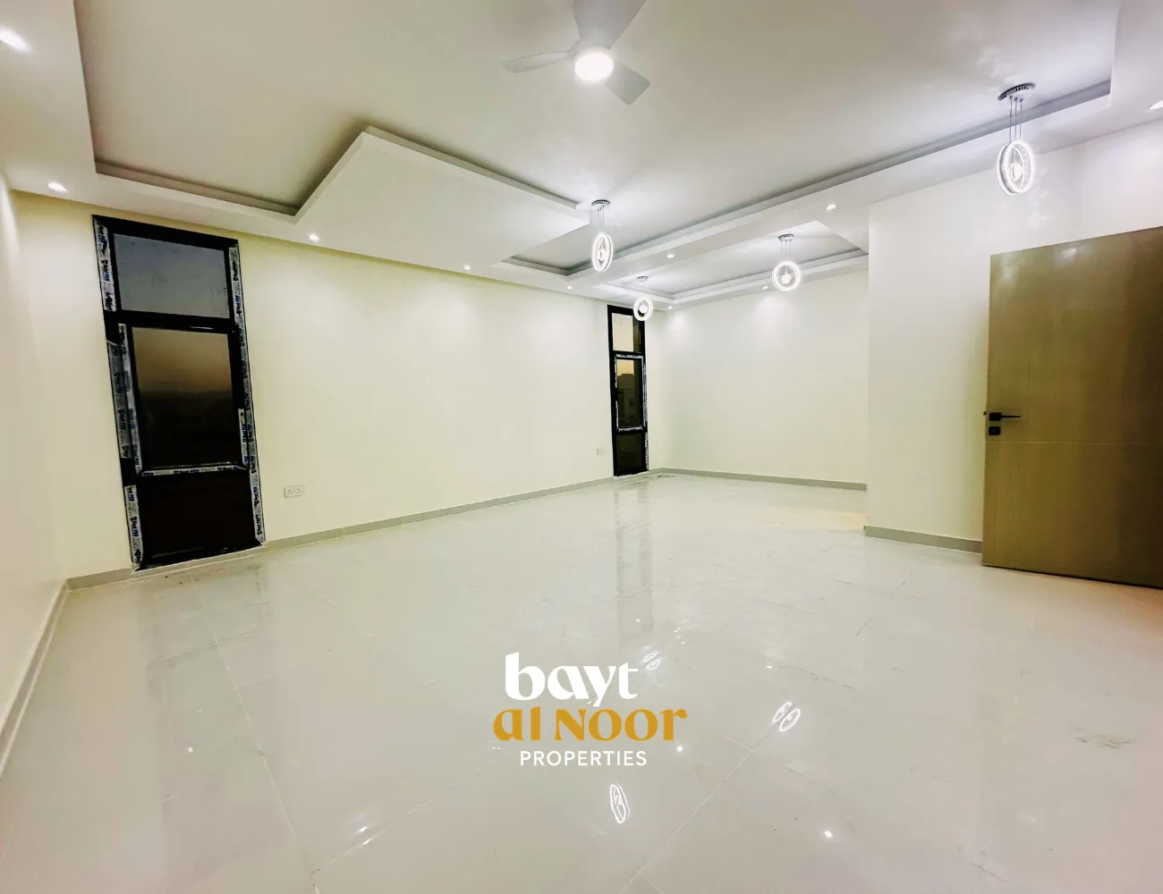 For Sale: Spacious 6-Bedroom Villa with Generous Layout in Maabilah 8 | REF SS3031