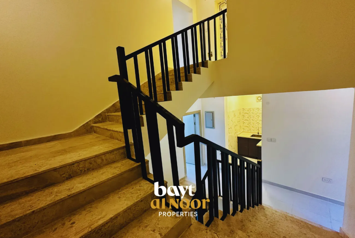For Sale: Spacious 6-Bedroom Villa with Generous Layout in Maabilah 8 | REF SS3031