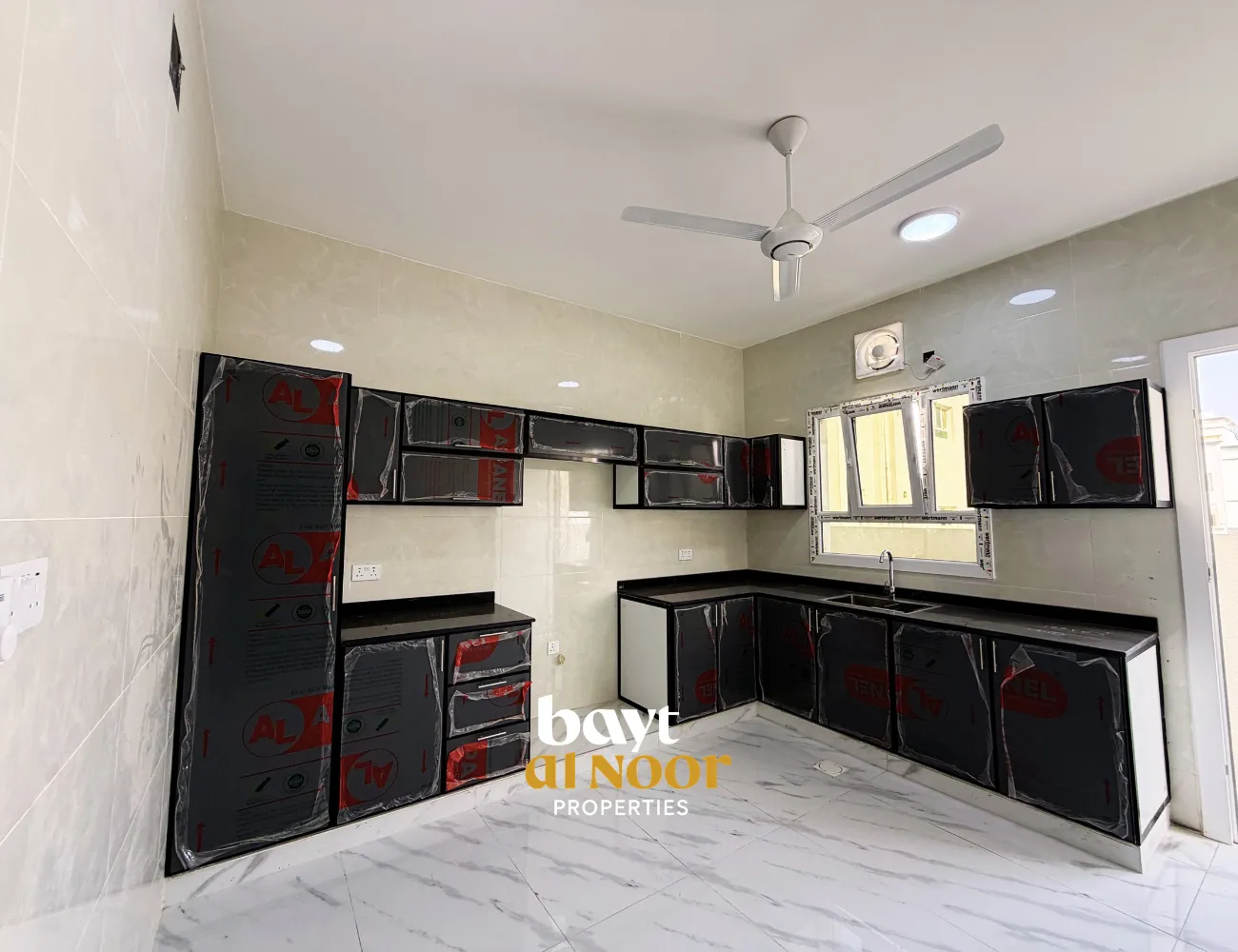 For Sale: 3-Bedroom Ground Floor Residential Flats in Maabilah 7 | REF SS3033