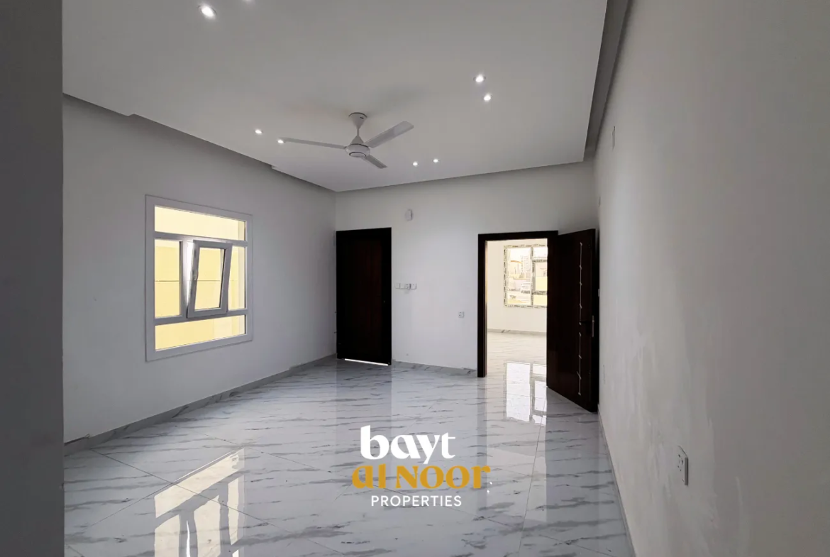 For Sale: 3-Bedroom Ground Floor Residential Flats in Maabilah 7 | REF SS3033