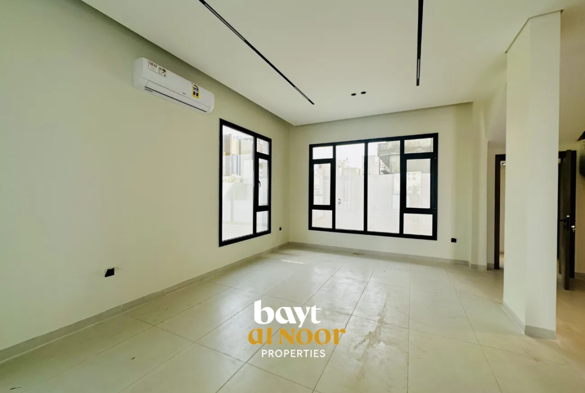 For Sale: Elegant 6-Bedroom Villa with Modern Finishing in Al Khoud 4 | REF SS3035