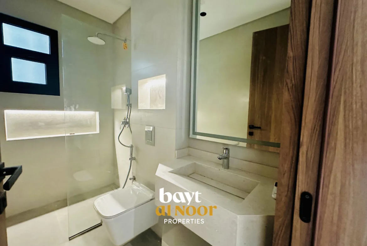 For Sale: Elegant 6-Bedroom Villa with Modern Finishing in Al Khoud 4 | REF SS3035