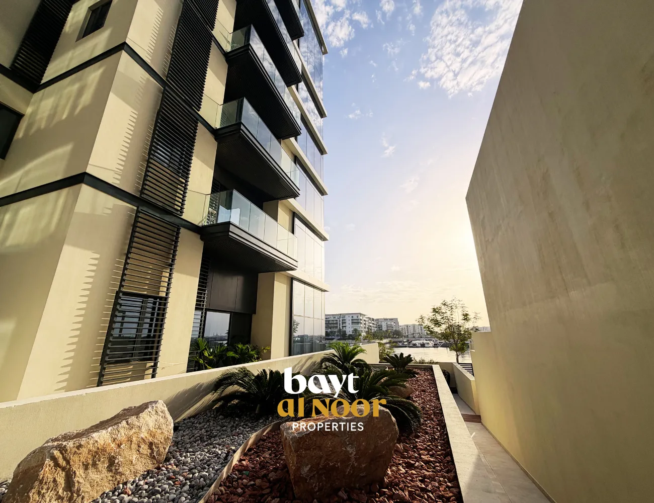 For Rent: Modern 2+1 Bedroom Flat in Al Mouj | REF KT5028