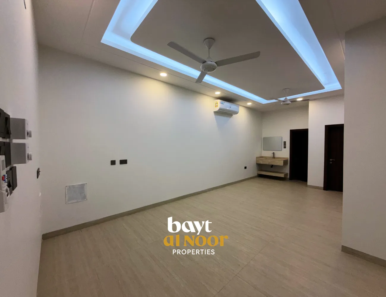 For Rent: BRAND NEW Spacious 7-Bedroom Villa with Large Layout in Al Mawaleh South | REF HO3055