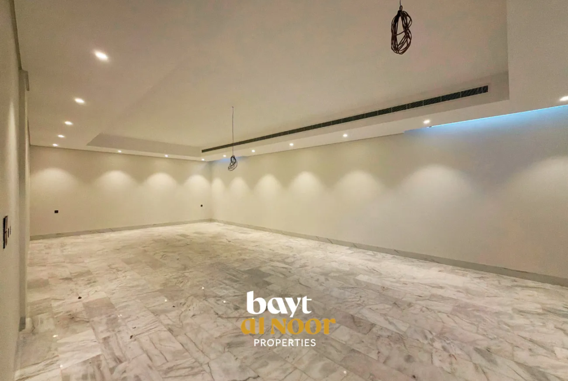 For Sale: Luxury Standalone 7-Bedroom Villa with Basement & 3 Floors in Prime Location Bosher | REF HO3058