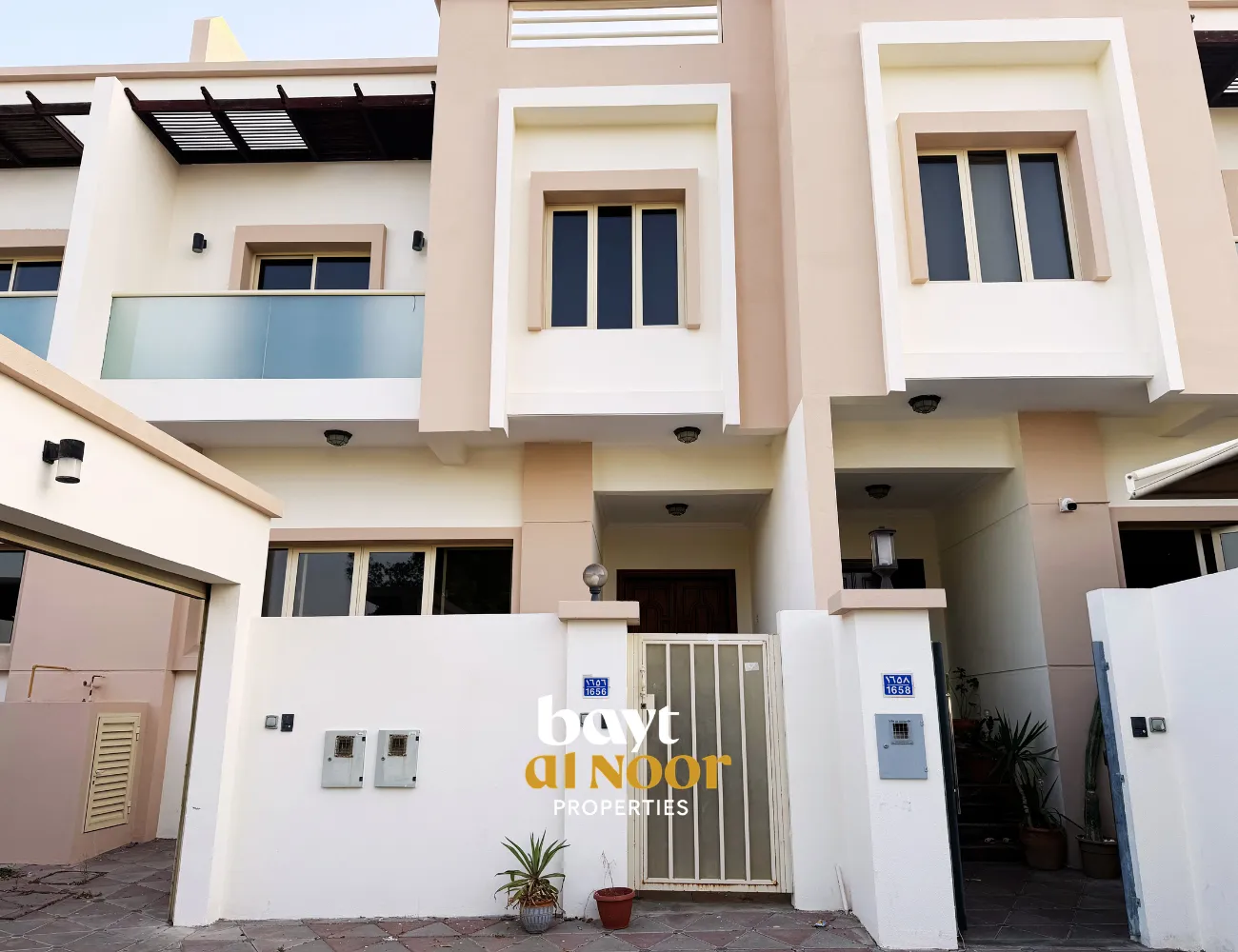 For Rent: Spacious 4 Bedroom Villa Near Kids Park in Madinat Sultan Qaboos | REF HO3060-B