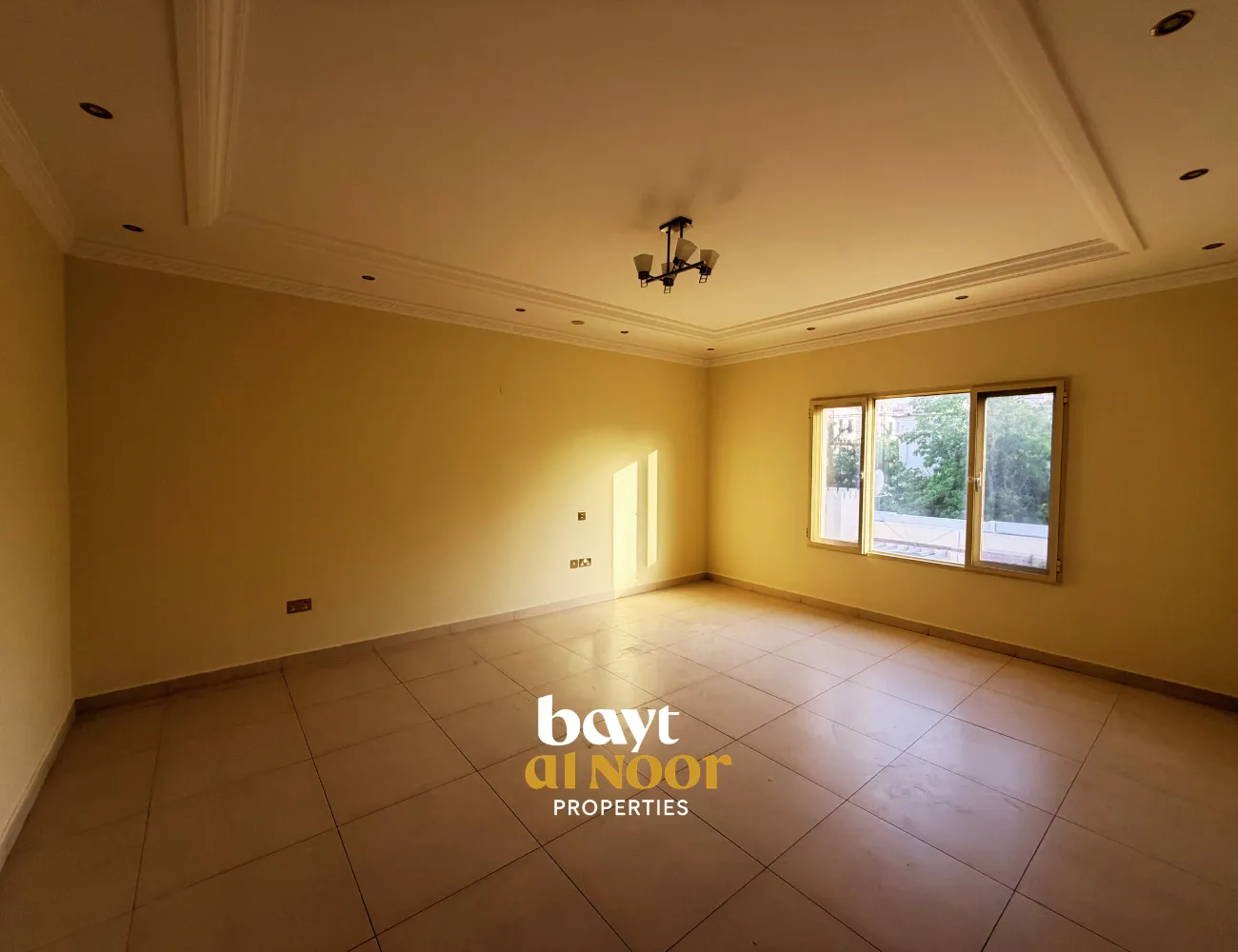 For Rent: Spacious 4 Bedroom Villa Near Kids Park in Madinat Sultan Qaboos | REF HO3060-B