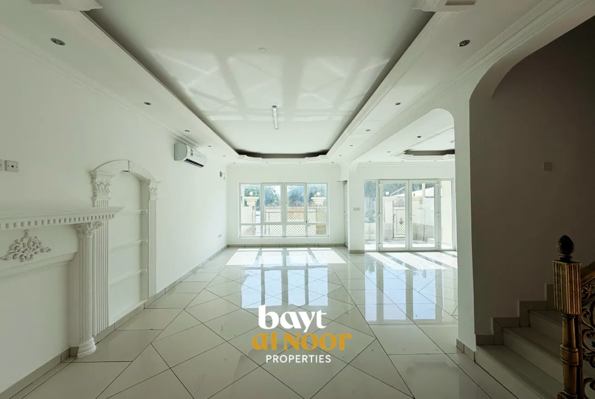 For Rent: Spacious 4-Bedroom Villa in Azaiba North | REF KT5034