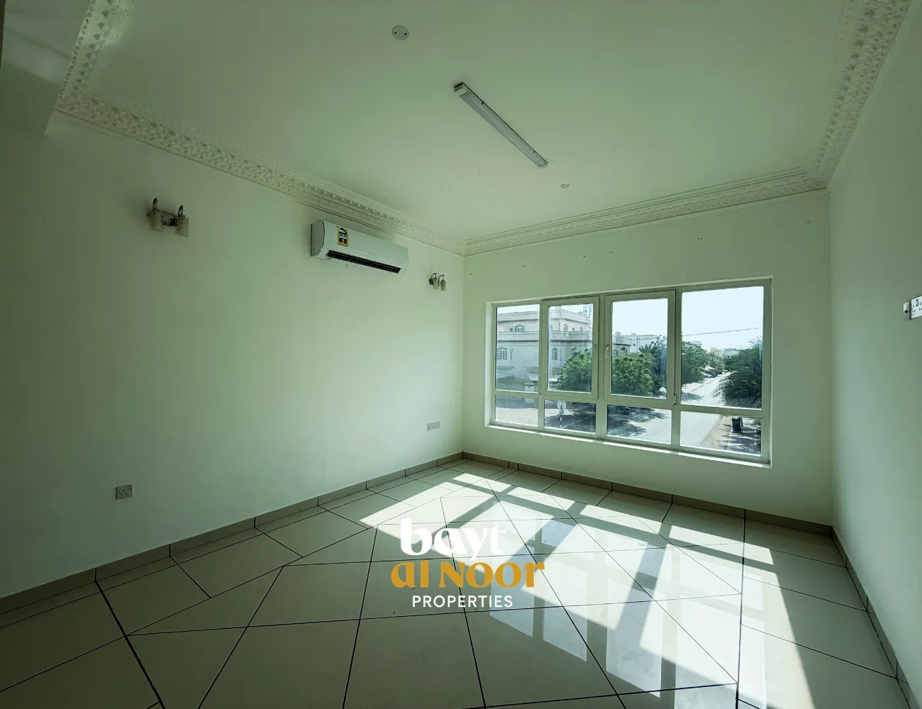 For Rent: Spacious 4-Bedroom Villa in Azaiba North | REF KT5034