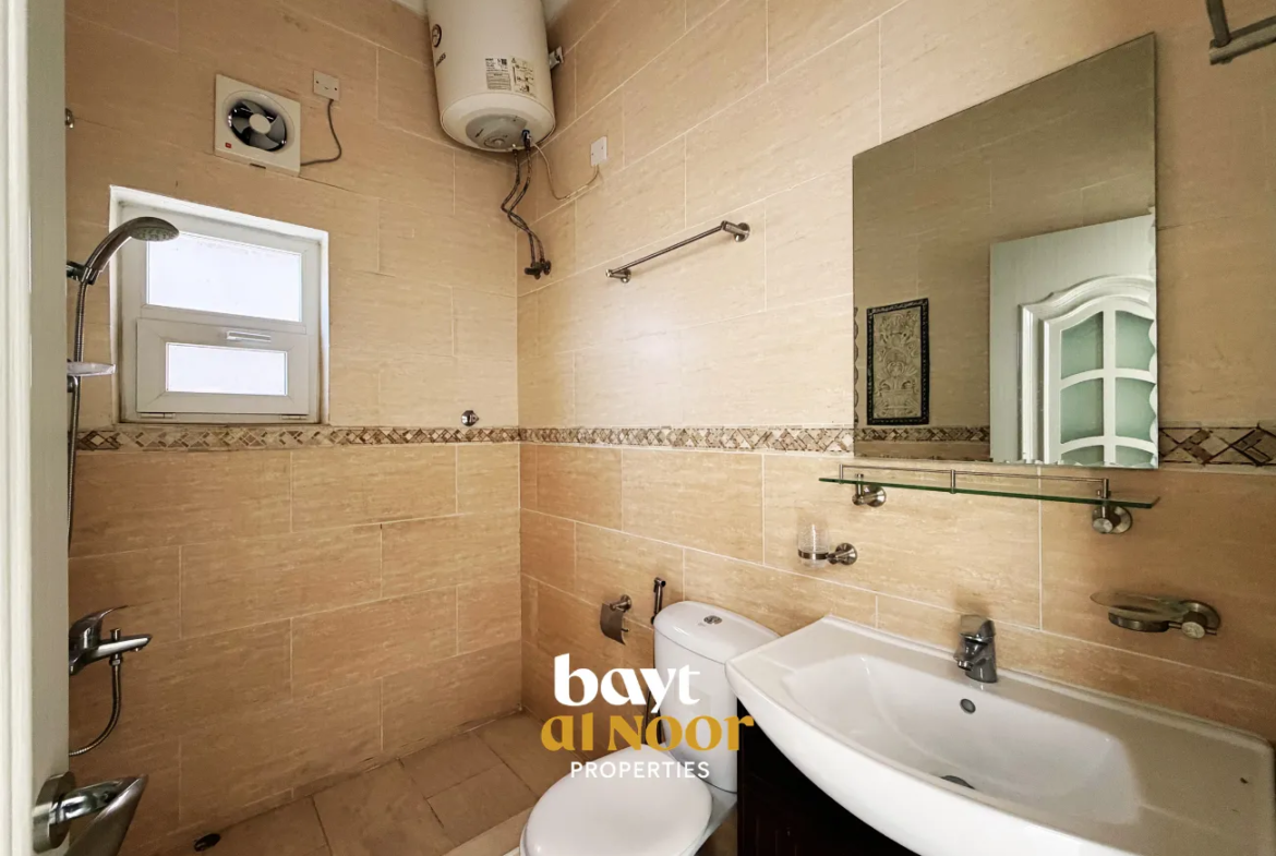 For Rent: Spacious 4-Bedroom Villa in Azaiba North | REF KT5034
