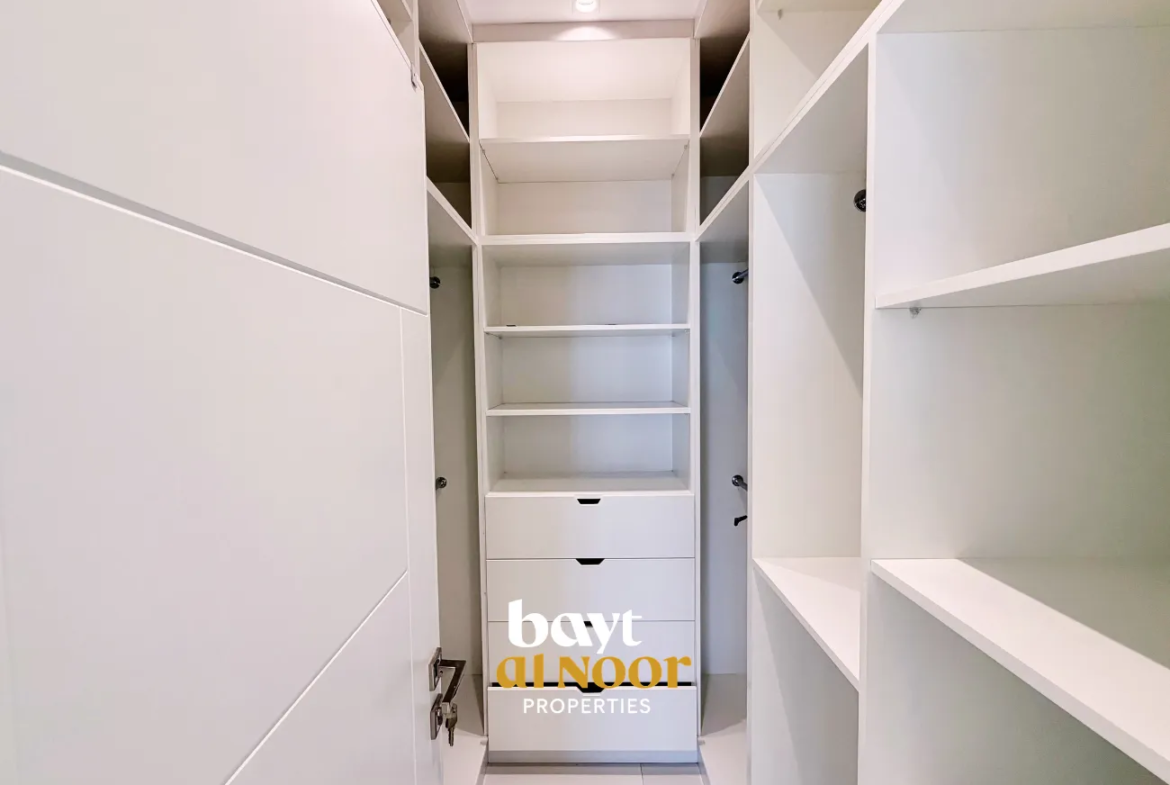For Rent: Spacious 2-Bedroom Penthouse Flat with Sea View in Qurum 29 | REF KT5031