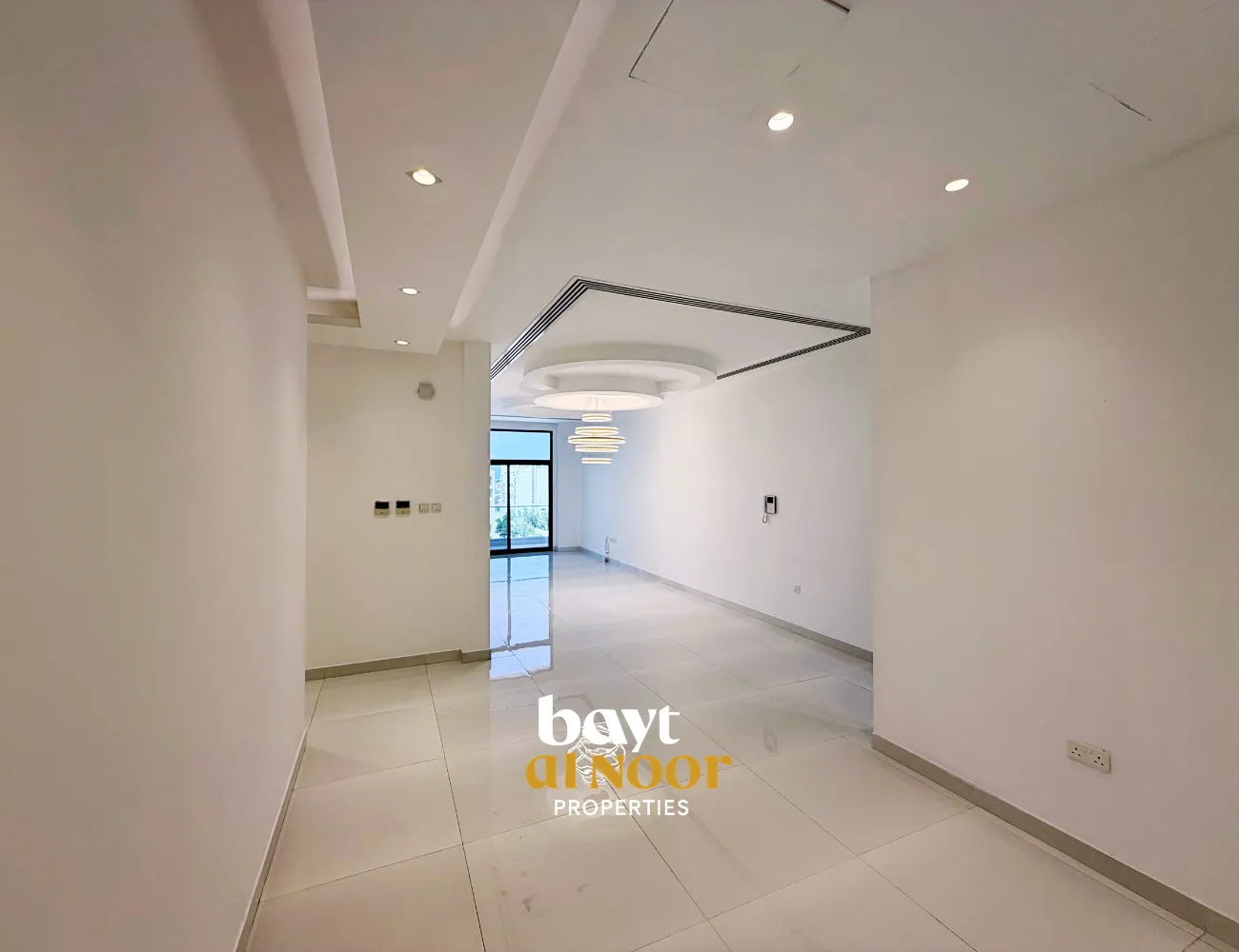 For Rent: Spacious 2-Bedroom Penthouse Flat with Sea View in Qurum 29 | REF KT5031